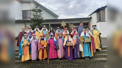 Die Sternsinger sind in Neuhaus unterwegs. (Bild: Irmi Schönberger/exb)