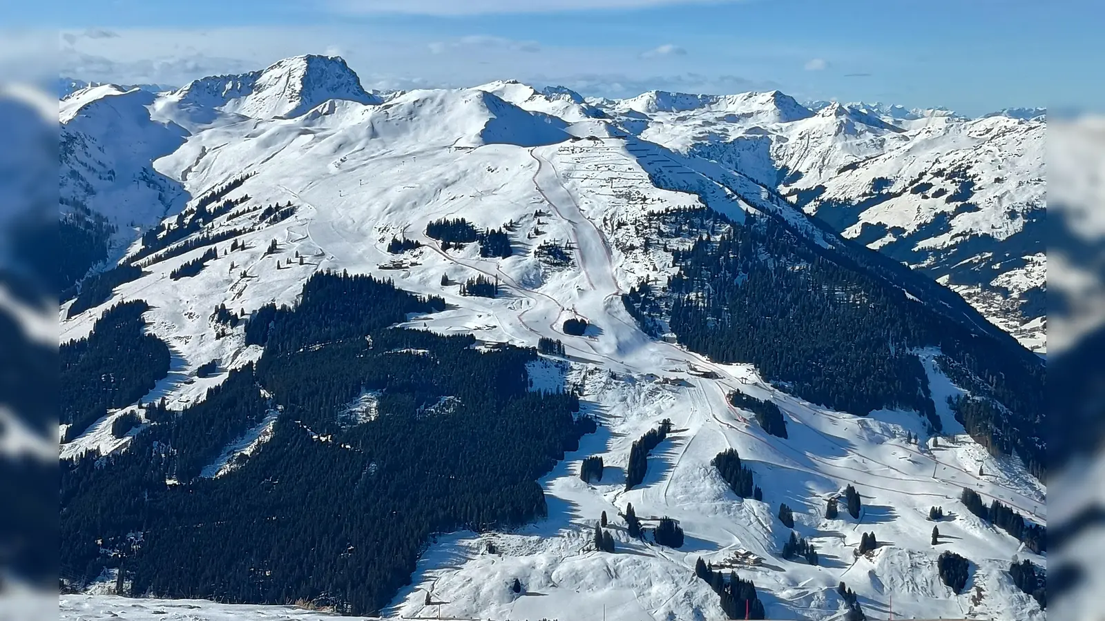 Blick auf die WM-Pisten. (Bild: Matthias Auernhammer )