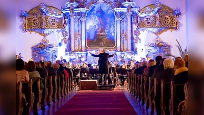 Das Polizeiorchester gibt am Sonntag, 3. Dezember, im Kongregationssaal St. Georg ein Benefizkonzert.  (Bild: Tobias Riedl/exb)