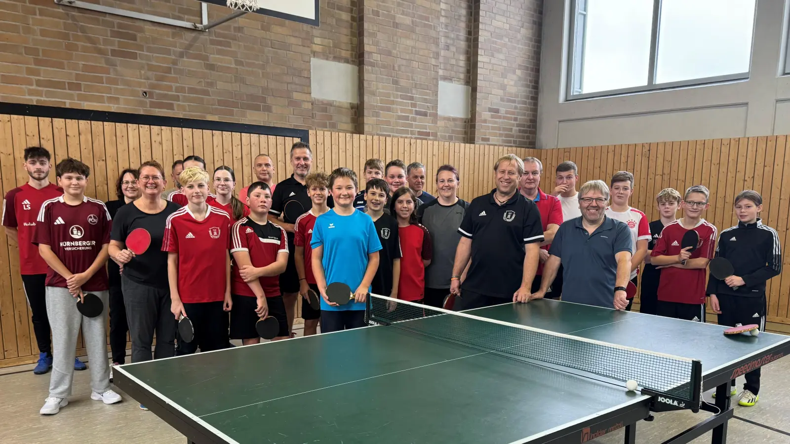 Samstags-Gruppe Tischtennis (Bild: Nicole Schusser-Schindler)