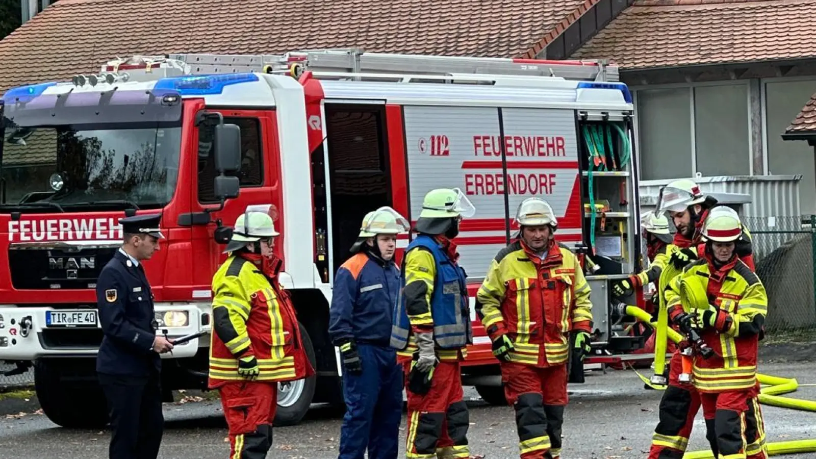 Der Aufbau einer Löschwasserleitung ist der Hauptteil der Prüfung. (Bild: Bernhard Schmidt)