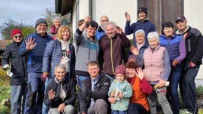 Gruppenfoto der Helfer und Helferinnen. (Bild: Christina Ponader)