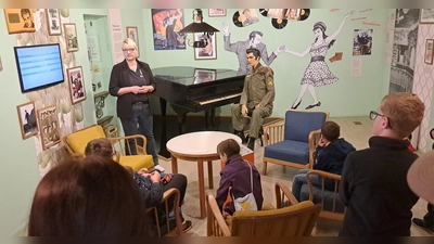 Christine Meinl bei der Kinderführung zum Internationalen Museumstag (Bild: Christine Buchfelder)
