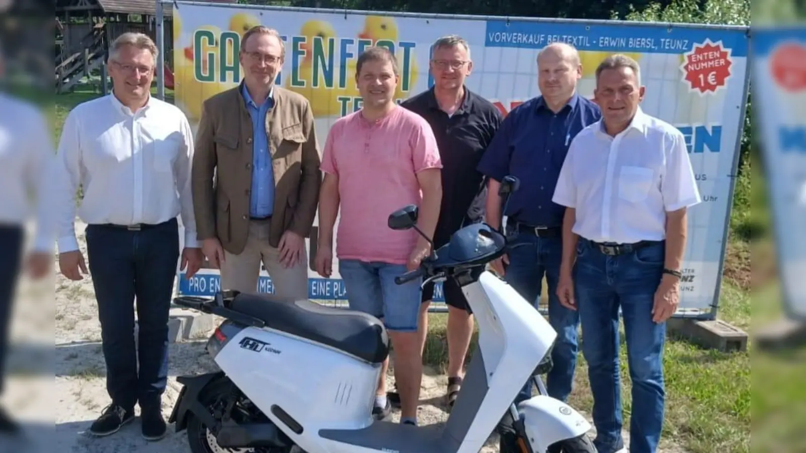 Ortsvorsitzender Adolf Hammer, Landtagsabgeordneten Alexander Flierl, Stefan Saller, Adolf Zitzmann, Zweiter Bürgermeister Robert Hechtl, Erster Bürgermeister Norbert Eckl (Bild: Adolf Hammer)