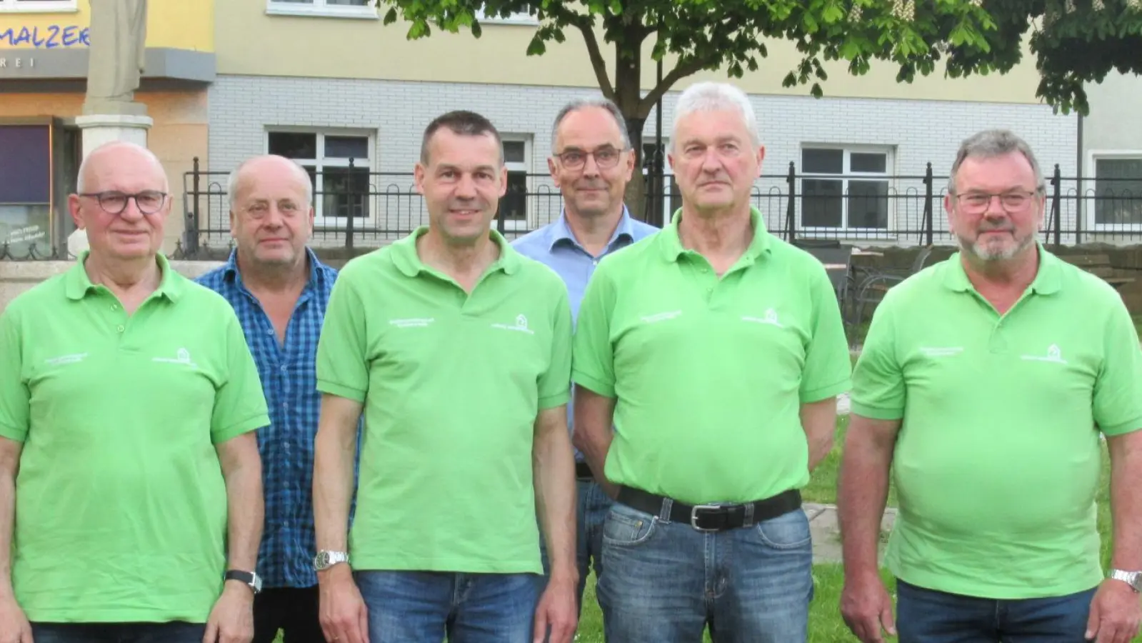 Von links: Otto Betzl, Konrad Köstler, Vorsitzender Andreas Malzer, Martin Kleber, Klaus Schmidt, Anton Burger.  (Bild: Michael Erl)