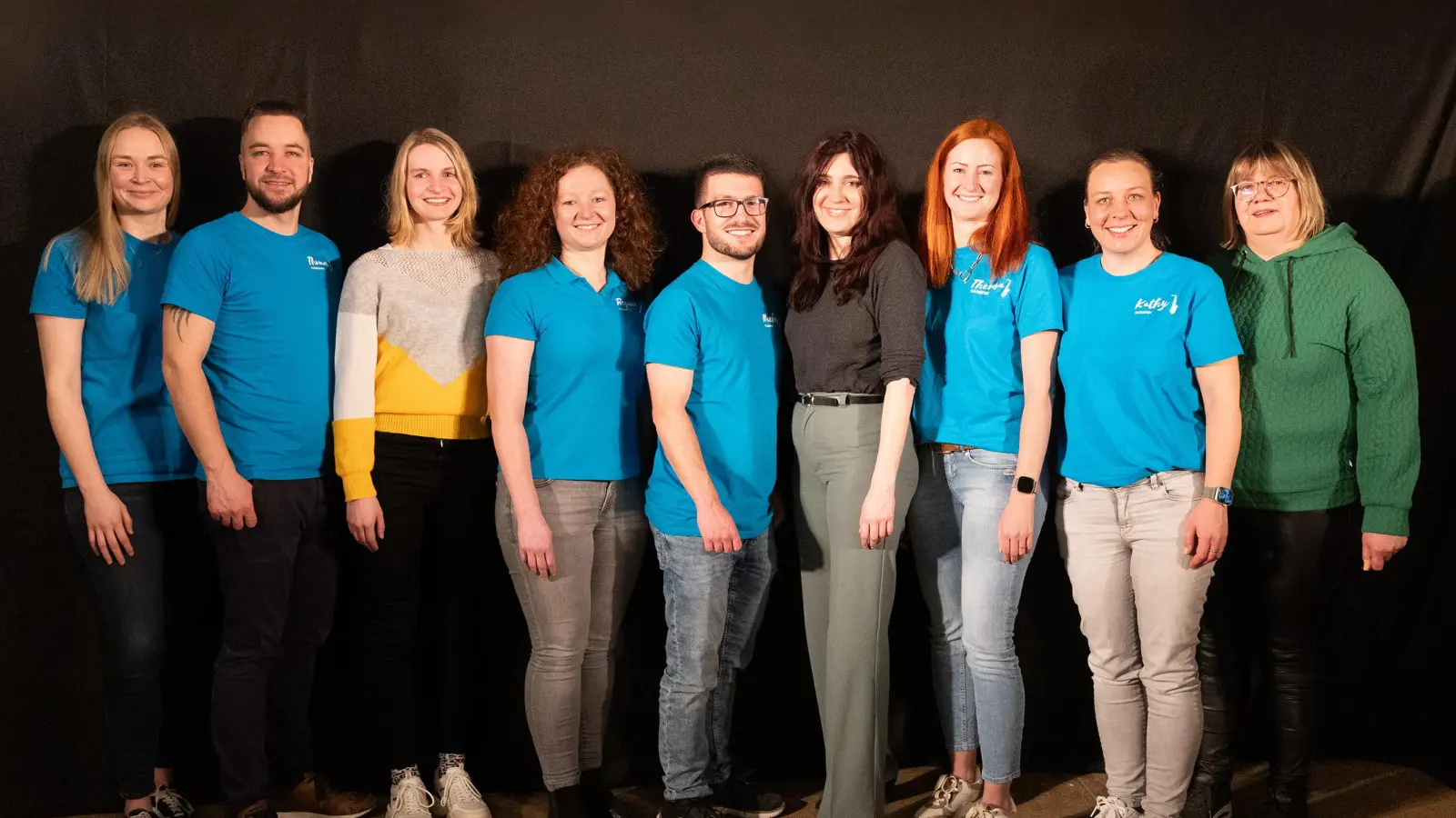 Die neu gewählte Gesamtvorstandschaft: Hannah Beer, Thomas Kunschir, Anna Sorgenfrei, Regina Hildebrand, Michael Simbeck, Susanne Hutzler, Theresa Bauer, Katharina Janner-Kunschir und Monika Borowski  (Bild: Thomas Kunschir )