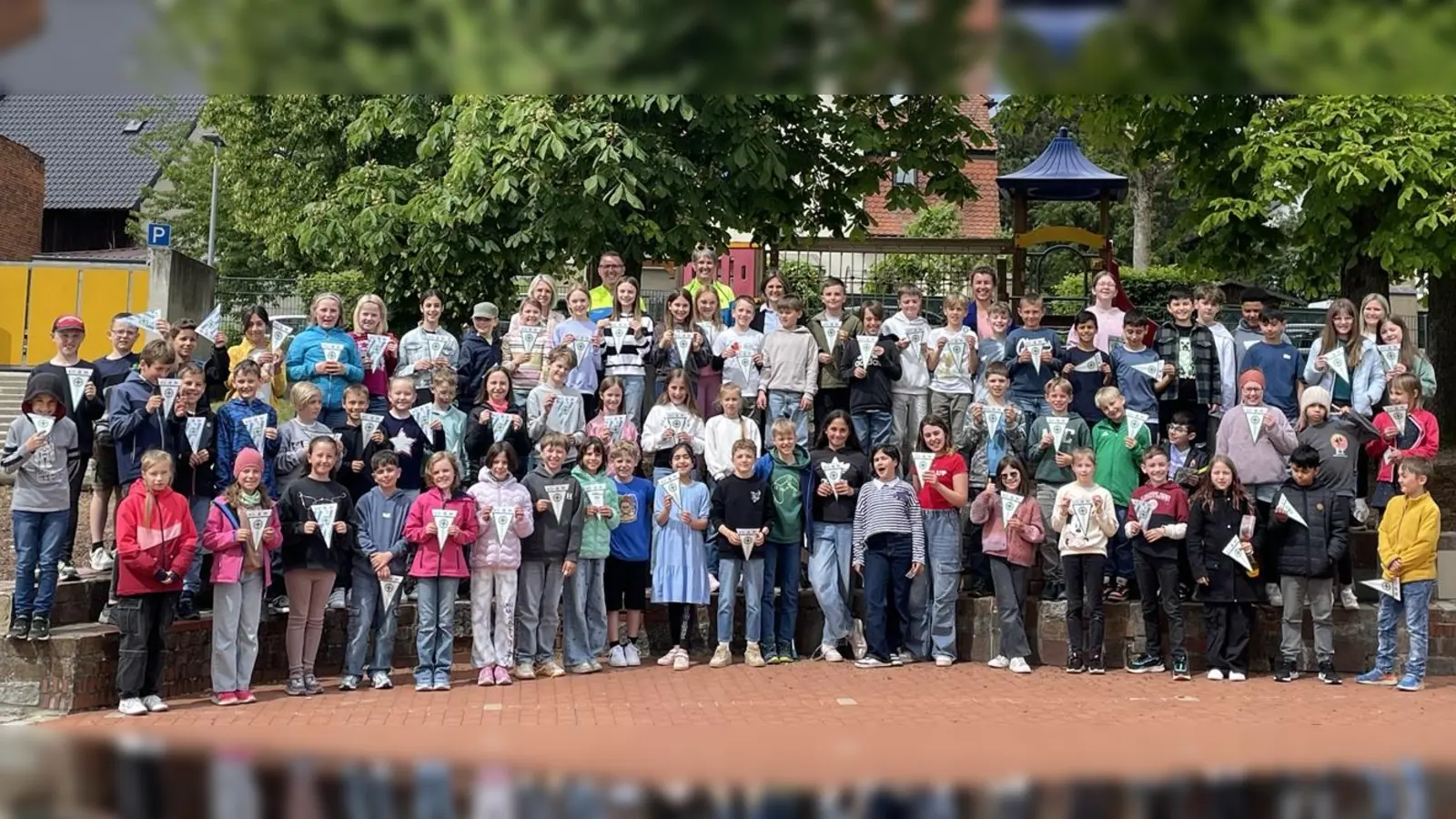 An der Max-Josef-Grundschule haben 71 Kinder die Fahrradprüfung bestanden. (Bild: Kerstin Nerb)