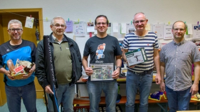 Im Bild von links: Gerhard Oberst, Georg Schusser, Andreas Göhl, Heinrich Heinl, Vorstand Roland Heinl. (Bild: Benedikt Heinl)