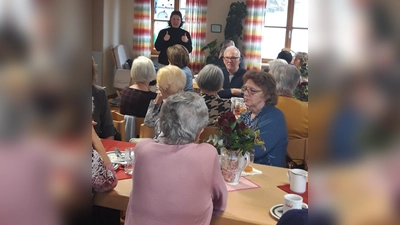 Seniorenbeauftragte Susanne Martin stellte sich beim Neujahrsfrühstück vor. (Bild: Siegfried Bock)