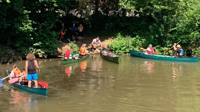 Ferienprogramm „Kanufahrt auf der Vils”. (Bild: Jessica Zimmer )