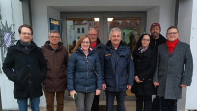 Die Eschenbacher SPD mit MdL Nicole Bäumler und Gregor Forster bei der PI Eschenbach  (Bild: Thomas Ott)