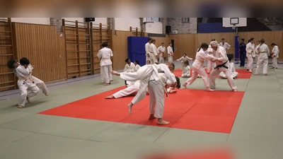 Action auf der Matte gibt es beim Judo-Probetraining am 10. September. (Bild: Susanne Schubert)