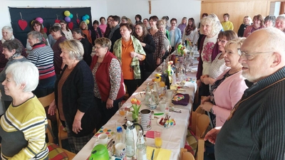 Die KLB Wernersreuth freute sich beim 20. Frauenfrühstück über einen vollen Saal. (Bild: Brigitte Meyer/exb)