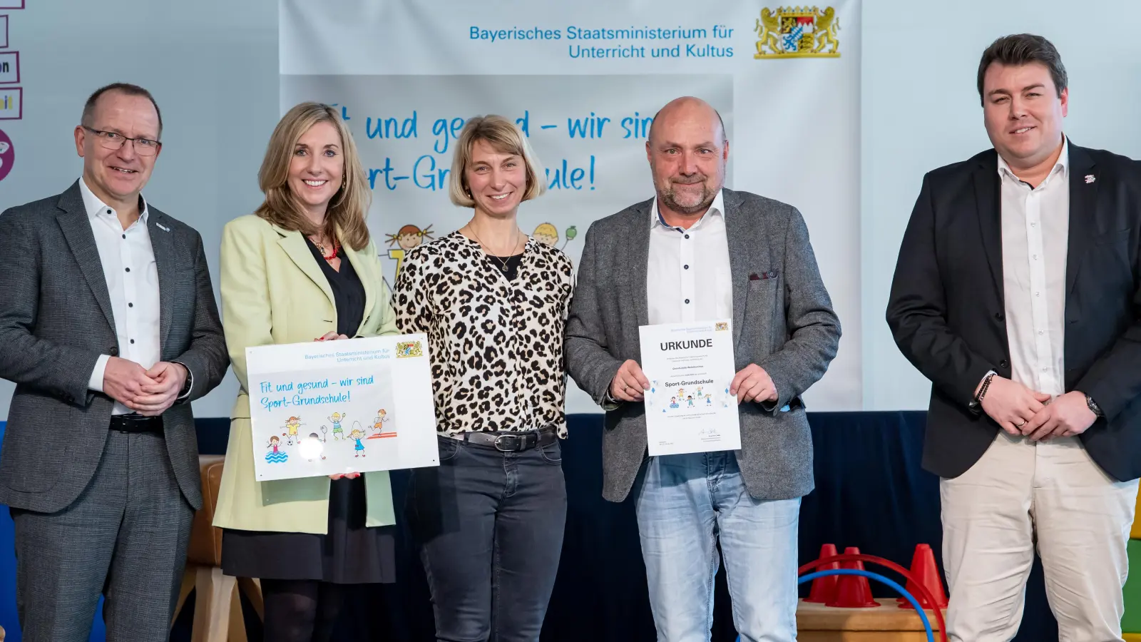 Zertifizierungsfeier der Sport-Grundschulen Nordbayern mit Kultusministerin Anna Stolz. Grundschule Weiherhammer. (Bild: Daniel Karmann)