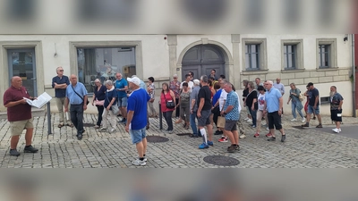 Die Tour führt durch verschiedene historische Brauereien (Bild: Walter Heldrich)