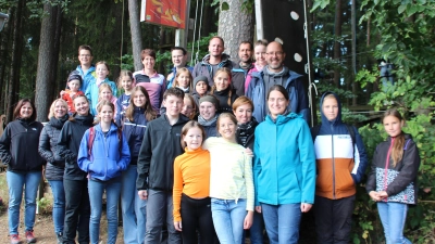 Viel Spaß hatten die Teilnehmer im Kletterwald Pottenstein. (Bild: Tobias Roppert )