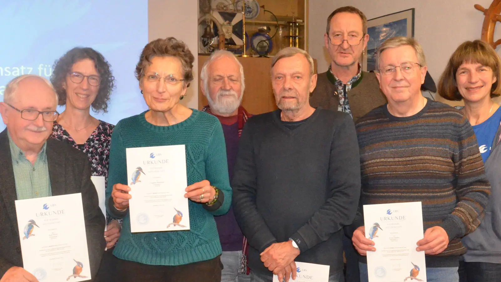 Bei der Kreisgruppe Neustadt-Weiden des Landesbundes für Vogelschutz können sich langjährige Mitglieder über eine Ehrung freuen.  (Bild: Kunz)