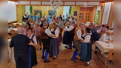 Kathreintanz des Heimatvereins Birgland. (Bild: Gerda Donhauser)
