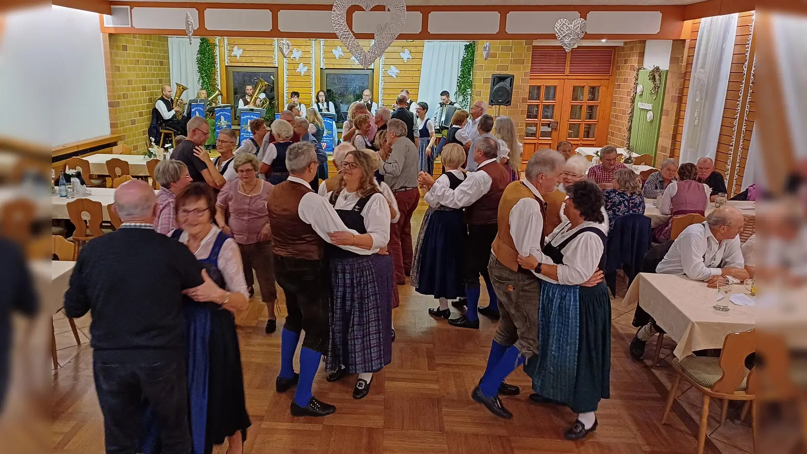 Kathreintanz des Heimatvereins Birgland. (Bild: Gerda Donhauser)