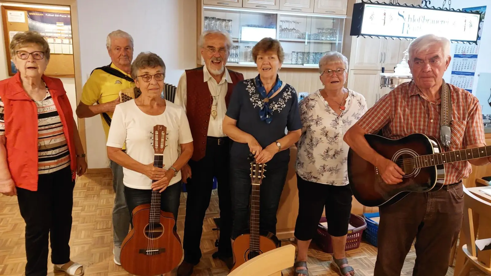 Die Sänger und Musikanten bei ihrem vergangenen Treffen. (Bild: Böhm/exb)