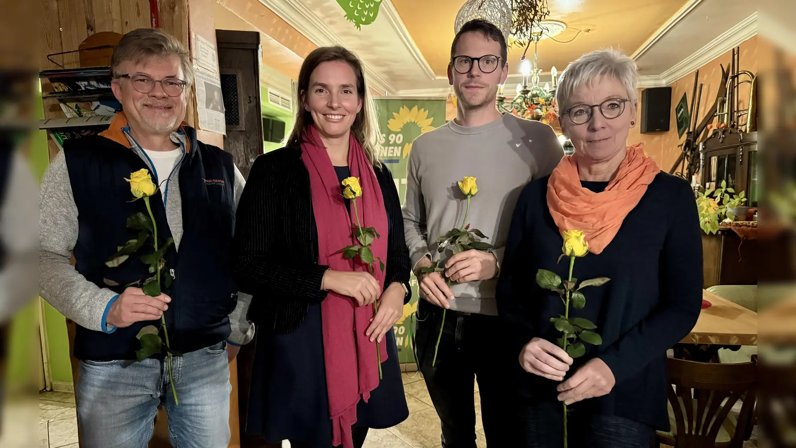 Der neue engere Vorstand des Grünen-Kreisverbandes: Falk Ponsold, Laura Weber, Matthias Riedl, Andrea König (von links).  (Bild: Gabi Eichl)