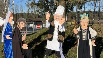 Die dritte Station zeigt die Szene, als Maria und Josef an der Herberge ankamen und kein Platz für sie war. (Bild: Doris Weiß)