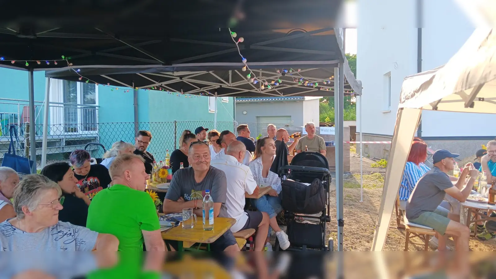 Straßenfest in der Kreuzgasse. (Bild: Melanie Kosytorz)