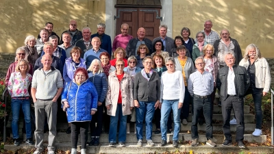 Viele Erinnerungen wurden beim Klassentreffen ausgetauscht. (Bild: Gisela Mannhart)