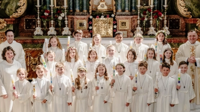 24 Kinder haben in St. Georg Amberg Erstkommunion gefeiert. (Bild: G.J.S Photographie/exb)