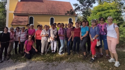 Teilnehmer an der Johanniskirche. (Bild: Barbara Dirrigl )