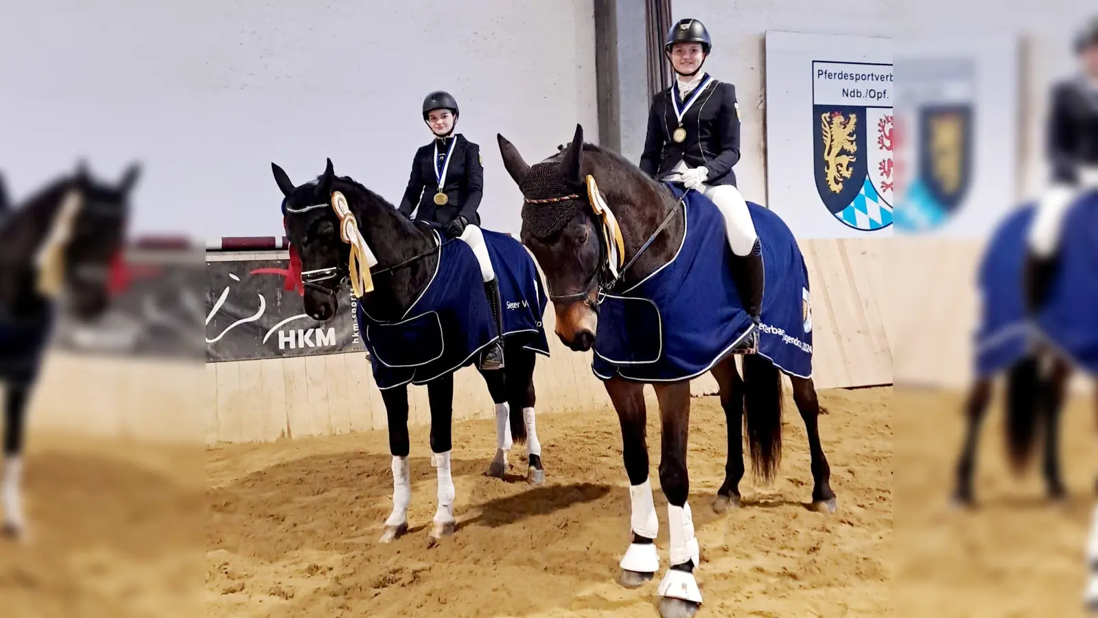 Links Matilda Schraml auf ihrem Pferd Replay und Isabell Keßl auf Guccimo (rechts)  (Bild: Birgit Schraml)