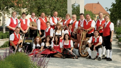 Stadtkapelle Tirschenreuth unter der Leitung von Martin Bartsch (Bild: Fotostudio Hummer, Tirschenreuth )