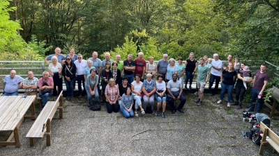 Teilnehmer der Ökumenische Wanderung zum Knappenberg. (Bild: Daniel Götzfried)