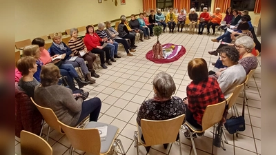 Frauen beim Weltgebetstag. (Bild: Barbara Dirrigl)