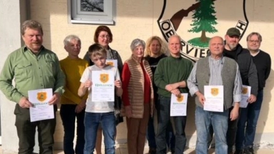 Von links nach rechts: Rudi Krippner, Christa Mauritz, Maximilian Wagner, Kathrin Schallmoser, Renate Habl-Kiesl, Heike Kober, Reinhard Spickenreuther, Achim Schallmoser, Marco Schwab und Markus Schießl. (Bild: Günter Gilch)