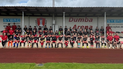 46 Kinder und Trainer bei SCK Fußballcamp (Bild: Nicole Schusser-Schindler)