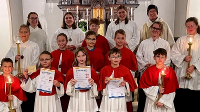 Die Ministrantengruppe in St. Marien in Rothenstadt hat sich um drei Messdiener vergrößert. (Bild: R. Kreuzer)