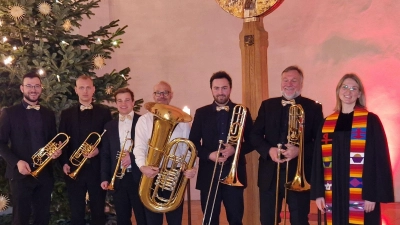 Das Fest Epiphanias in der Amberger Paulanerkirche wurde vom Ensemble der Goldschläger-Posaunen untermalt. (Bild: Karl-Ludwig Weiner/exb)