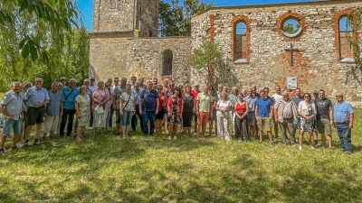 Die alte Kirchenruine in der ehemaligen Ortschaft Hagennohe ist nicht nur ein Relikt aus alten Zeiten sondern auch ein Ort der Erinnerung.  (Bild: Hans Walter)