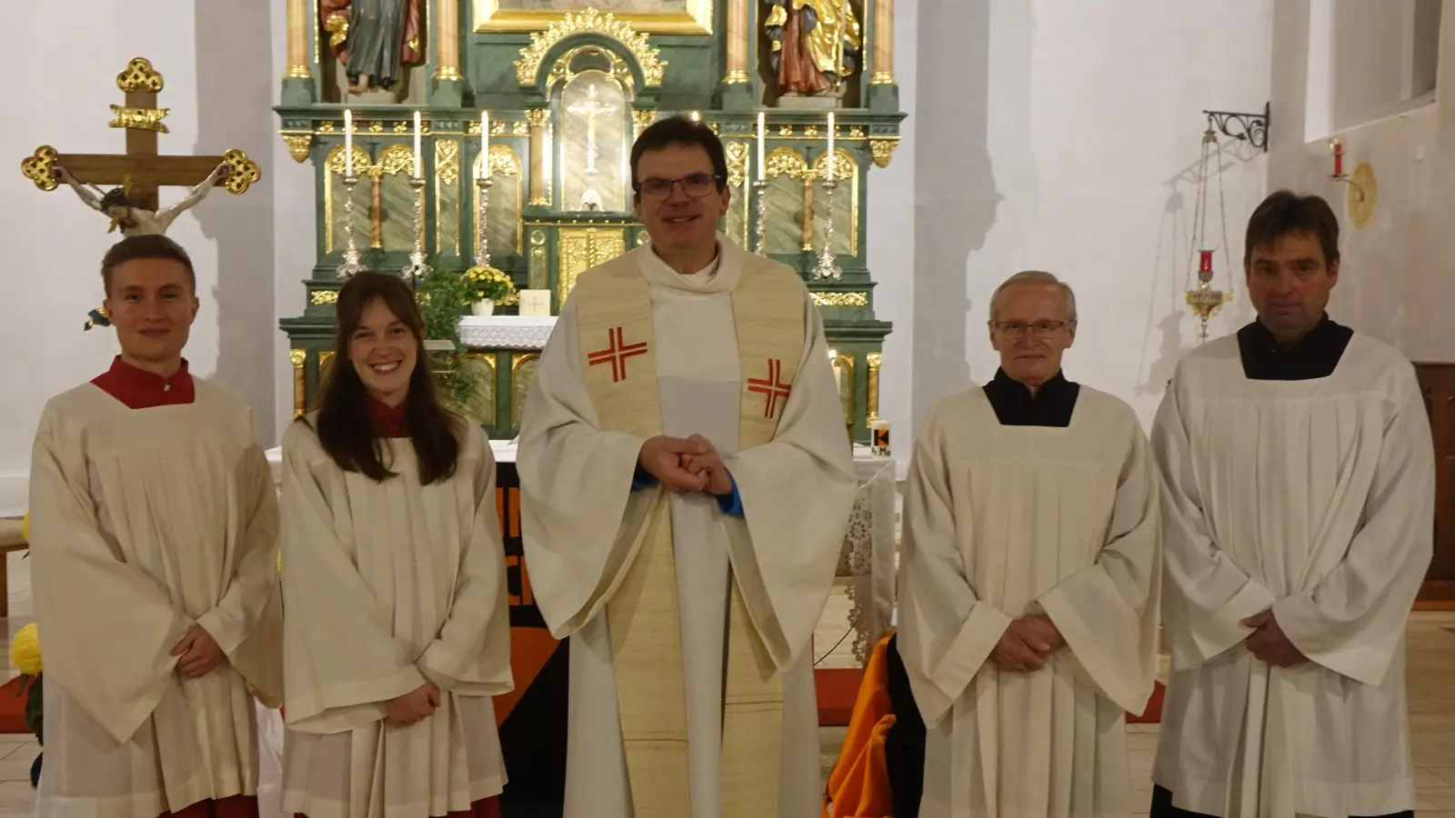 Peter Scharnagl, Miriam Höcherl, Präses Wolfgang Dietz, Josef Eichstetter und Toni Flöttl (von links). (Bild: Daniel Herrmann)