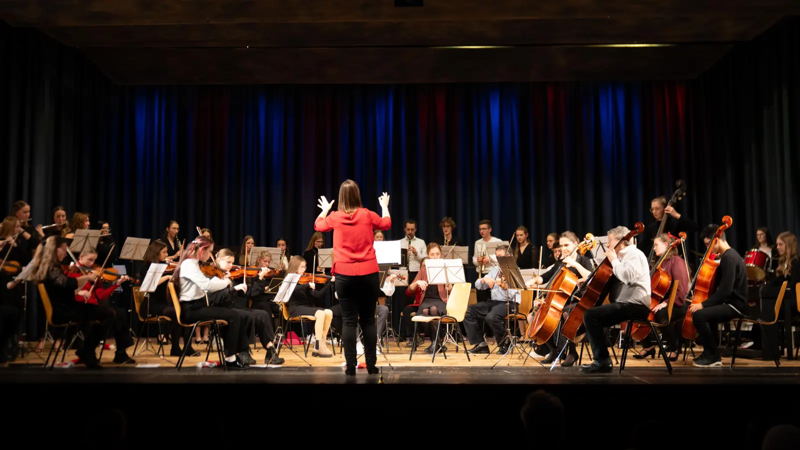 Das Stiftland-Gymnasium gab im Kettelerhaus ein beeindruckendes Weihnachtskonzert.  (Bild: Kevin Dinh/exb)