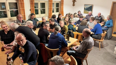 „Volle Hütte” beim Helferessen das DAV Sulzbach-Rosenberg. (Bild: Andreas Eckl)