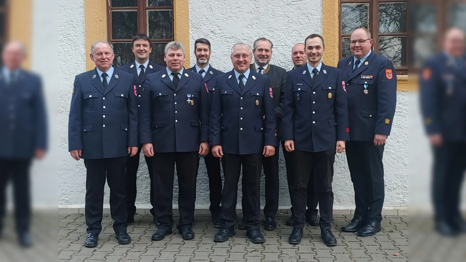 Das neue Führungsgremium der Feuerwehr Neusatz zeigt das Bild.  (Bild: Feuerwehr Neusath/exb)