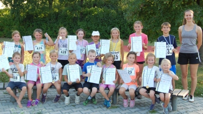 Urkunden für die erfolgreichen Teilnehmer bei der Ferienolympiade.  (Bild: Josef Zeitler)