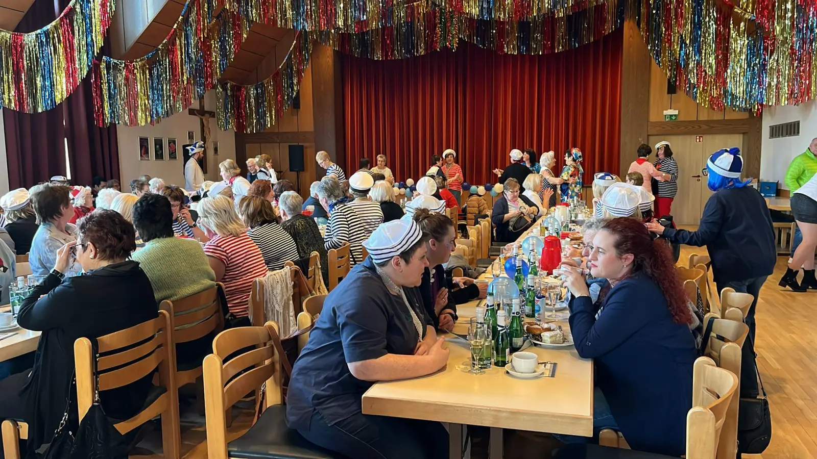 Kaffeekränzchen des Katholischen Frauenbundes Wiesau. (Bild: Antje Thoma)