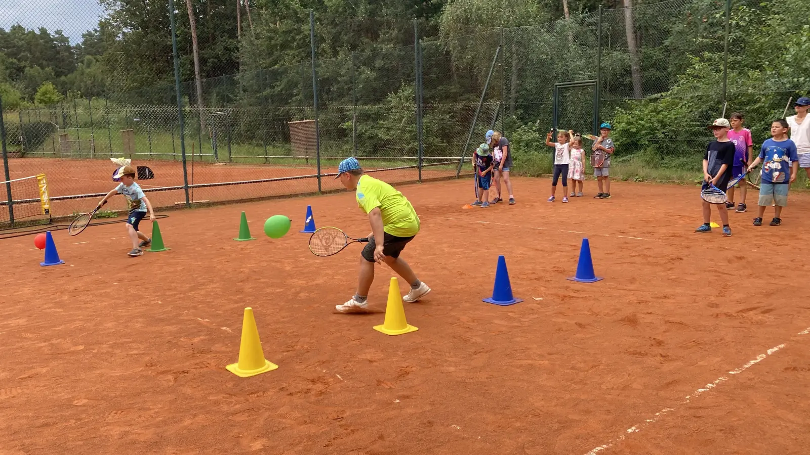 Besonders bei den Wettpampfspielen hatten die Kinder viel Spaß  (Bild: Daniel Münch)