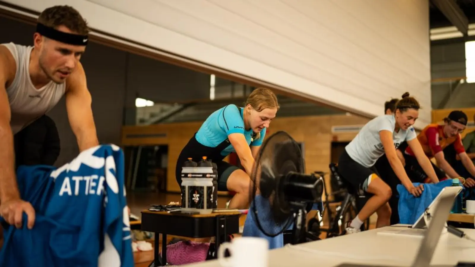 Erste Indoor-Charity Veranstaltung des TSV Nittenau-Radabteilung. (Bild: Erwin Tropmann)