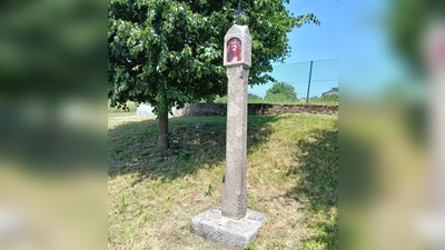 Marterl beim Sportplatz in Waldthurn (Bild: Roman Bauer)