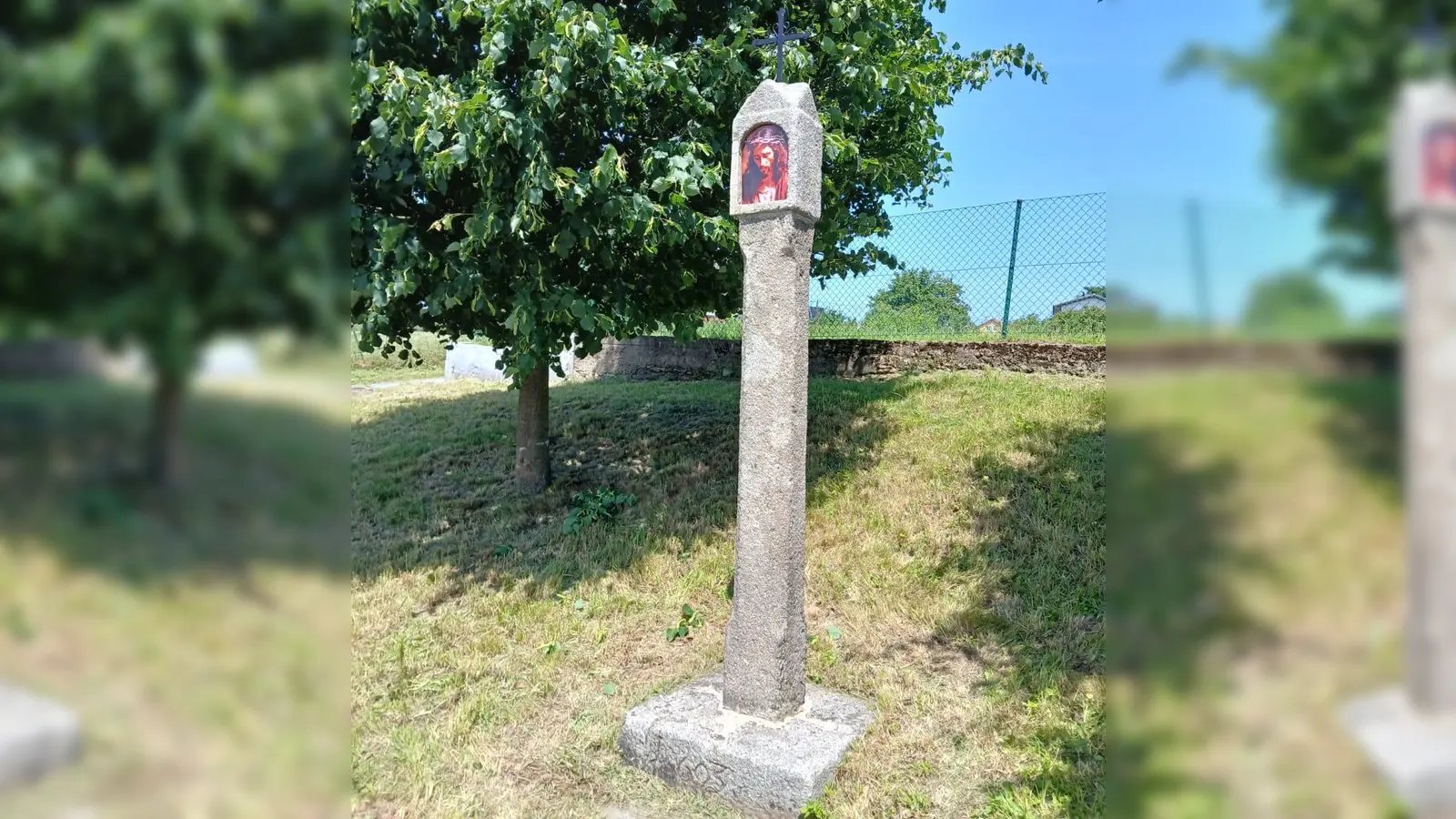 Marterl beim Sportplatz in Waldthurn (Bild: Roman Bauer)