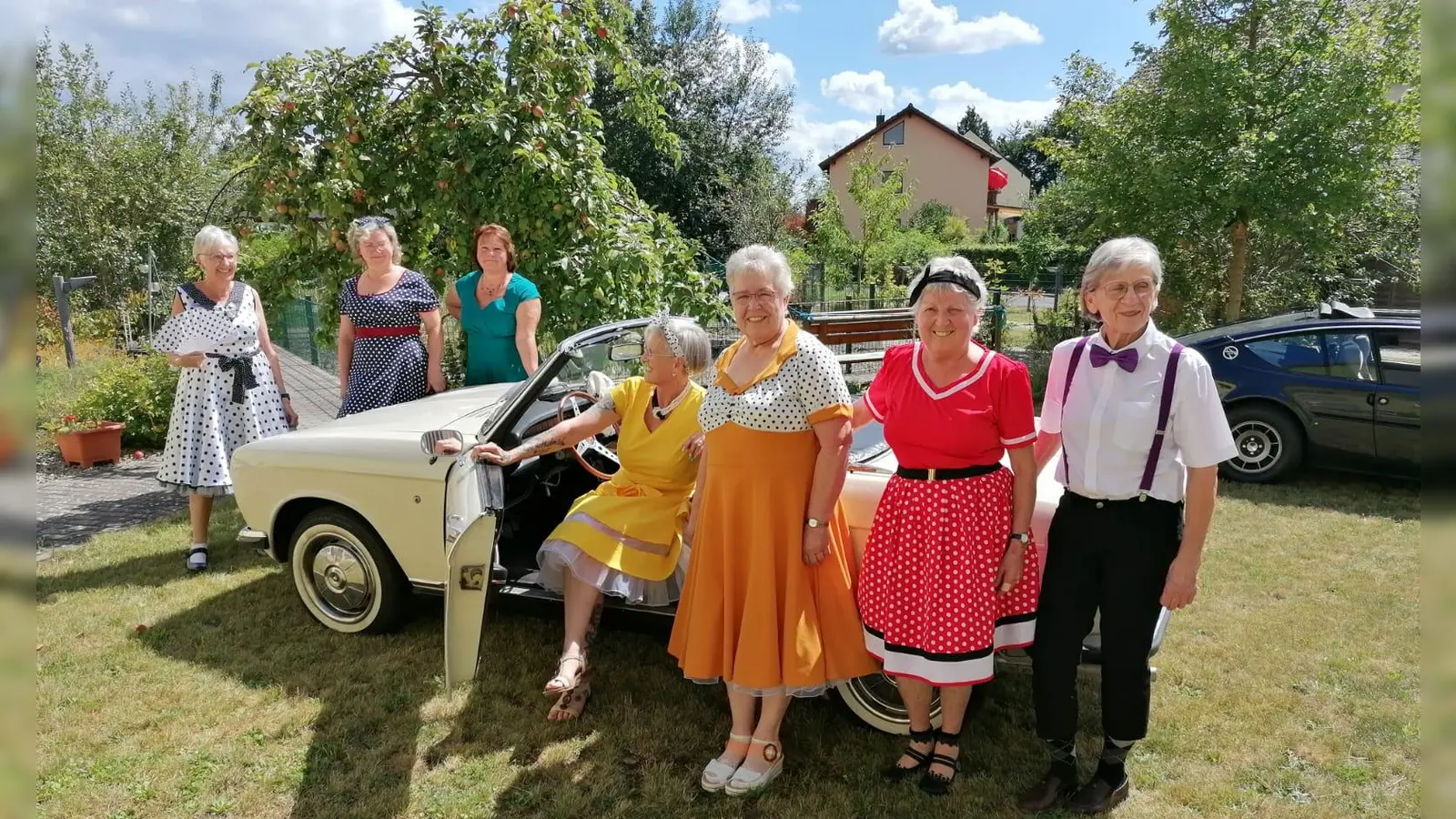 „Oldies but Goldies” aus Weiden kamen zu Besuch zum Sommerfest im Haus Steinwaldblick. (Bild: Monika Forster)